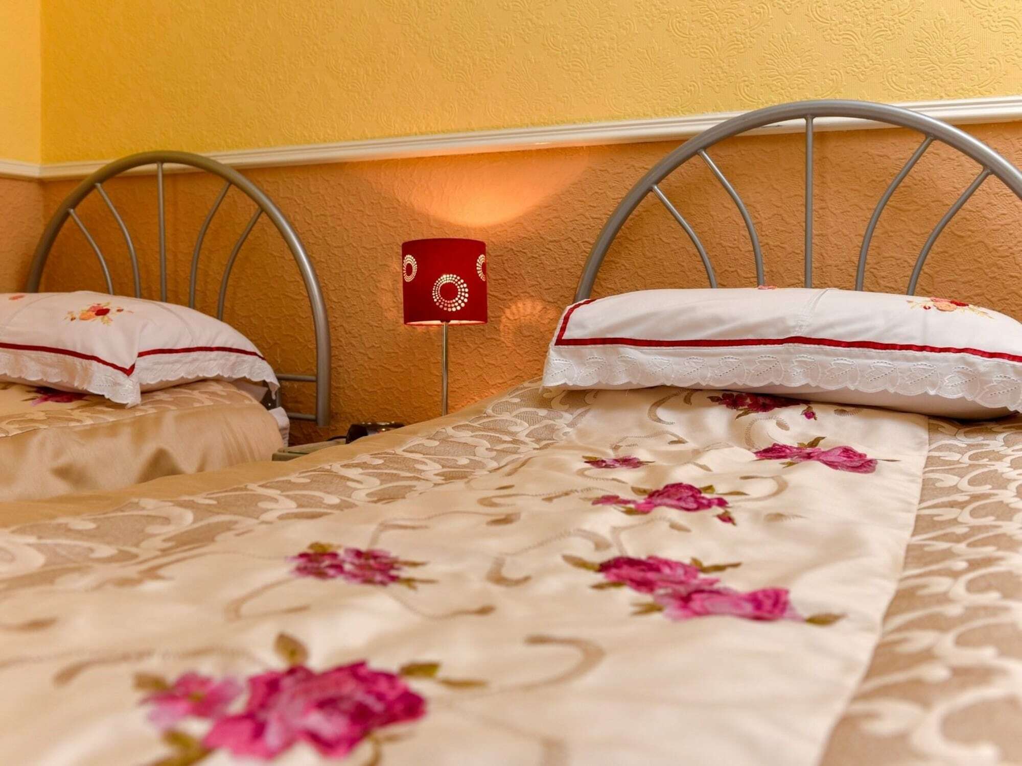 The Warren Guest House Карлайл Екстер'єр фото